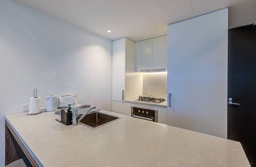 Fortitude Valley Apartment | Valley Lookout | Luxe 1BR + Rooftop Pool + Parking