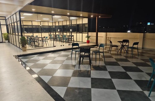 Madhapur Hotel | Valuenest