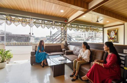 Phase 1 Hotel | Via Comfort Executive