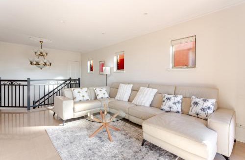 Victoria Park Villa | Vic Park Retreat