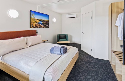 Katherine South Hotel | Victoria Accommodation Village