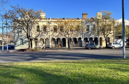 East Melbourne Villa | Victorian Terrace in the heart of it all!