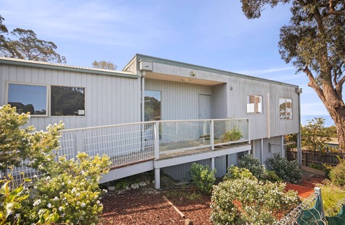 Lorne House | View from the Hill