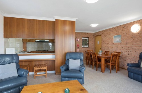 Narooma Apartment | Views on Ballingalla