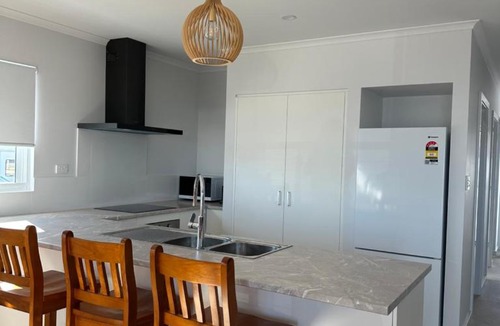 Denham Villa | viewtiful villas