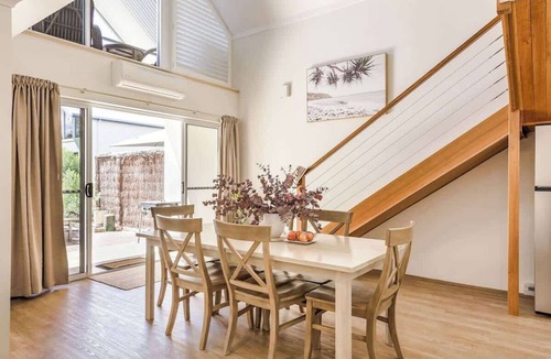 Quindalup Villa | Villa 1 - Whitesands