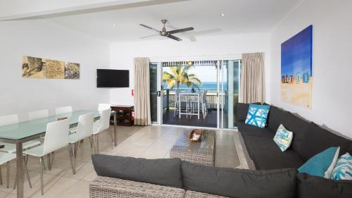 Brisbane Waterfront Villa | Villa 21 Tangalooma