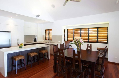 Horseshoe Bay House | Villa Kembali