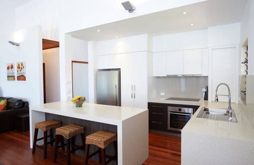 Horseshoe Bay House | Villa Kembali