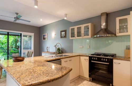 Port Douglas House | Villa Madison | Port Douglas