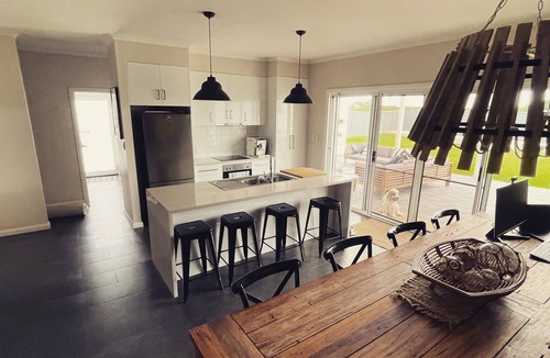 Waterhouse House | Villa Malmo - Robe, South Australia
