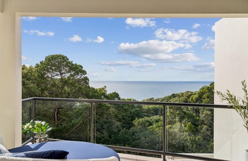 Coolum Beach Villa | Villa Mariposa
