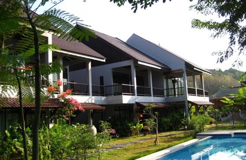 Pantai Tengah Hotel | Villa Molek