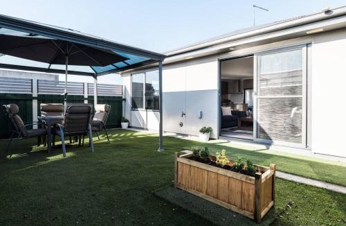Devonport House | Villa on Parker