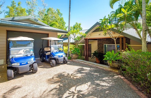 Hamilton Island House | Villa Tropica