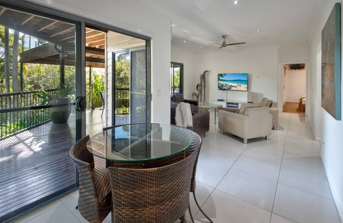 Hamilton Island House | Villa Tropica