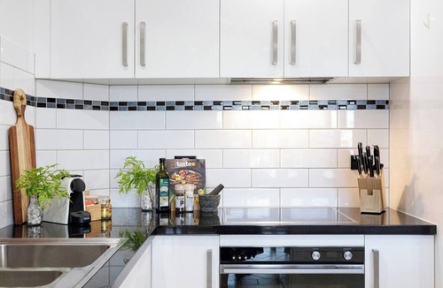 Stuart Park House | Villa Utopia on the Marina | 3 Bed, 3 Bath by Tropical BNB
