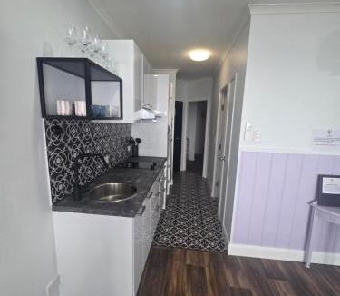 Cairns Central Business District Apartment | Villa Vaucluse Apartments