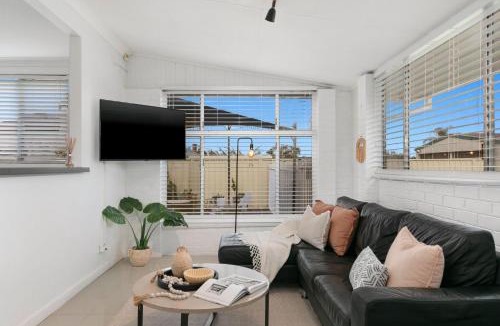 Newcastle House | Vino Cottage