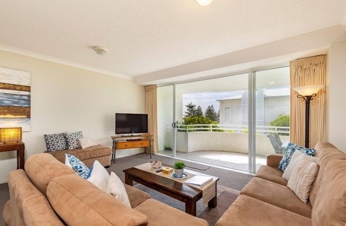 Sunshine Beach Apartment | Visit the Cote D'Azur in Sunshine Beach