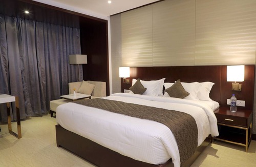 Hosur Hotel | Visthara Inn