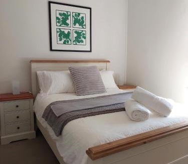 Castlemaine Apartment | Vivian's Rest