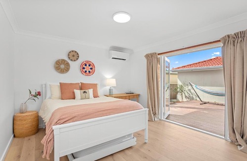 Forster House | Vivid Retreat