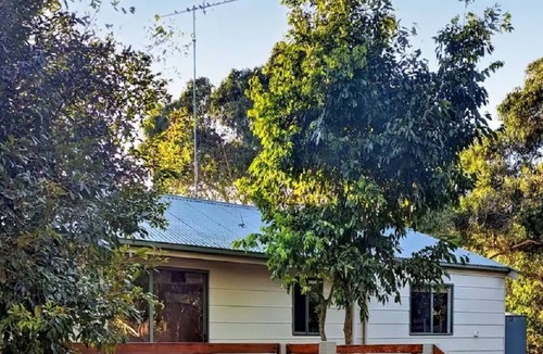 Wallington Cabin | Vrbo Property