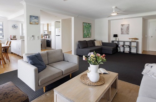 Caloundra Apartment | Walk to Beach | Pool | Shared Rooftop Ocean Views | Coastal Comfort