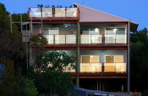 Orchid Beach House | Wanyari-great views with whale watching decks.