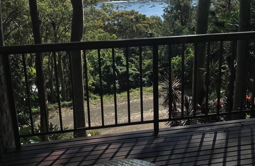 Sydney House | Water view modern 2 bedrooms apartment in Palm Beach