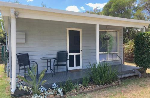 Rosebud Apartment | Waterfall Cottage