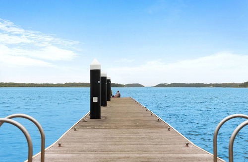 Greenwell Point House | Waterfront 3 bedroom House (Pet Friendly)