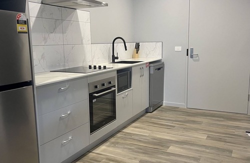 Miandetta Hotel | Waterfront Apartments