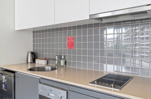 Cairns Central Business District Apartment | Waterfront at Harbour Light—Generous Space & Views