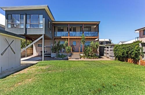 Soldiers Point House | Waterfront at Sunset Boulevard 26 Sunset Boulevard