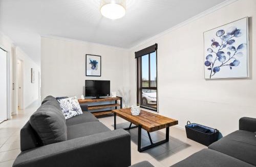 Seymour Cabin | Waterfront Holiday Park - Adult Only Retreat