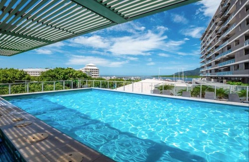 Cairns Central Business District Condo | Waterfront Luxury at Harbour Lights: Stunning Marina Views & Prime Cairns Location