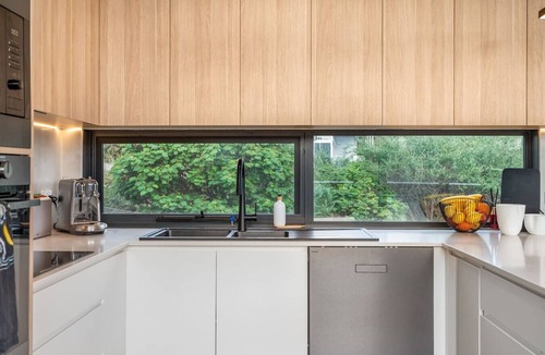 Opossum Bay House | Waterfront Luxury in Opossum Bay
