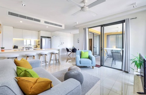Darwin City Centre Apartment | Waterfront Sunset Suite: 1 Bed Apt, Sunset Views