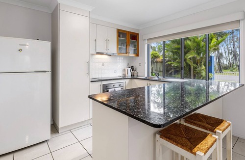 Tin Can Bay House | Waterfront Townhouse