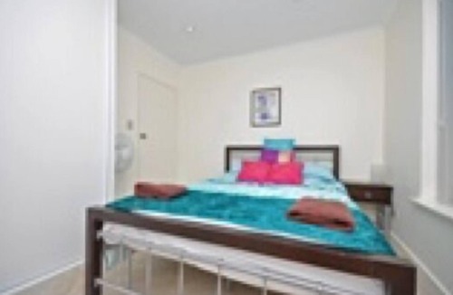 Largs Bay Apartment | Waterfront Unit in Largs Bay