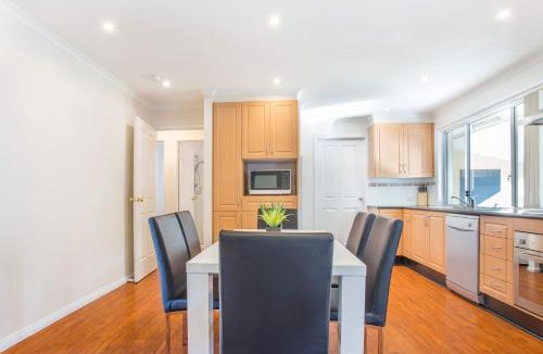 Lake Conjola House | Waterfront Wonder - lakeside home w. private jetty
