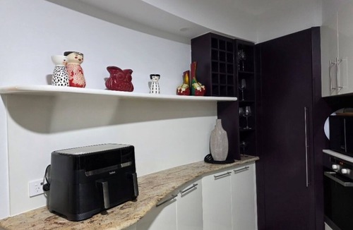 Agnes Water Apartment | Waterline, Direct Poolside Apartment