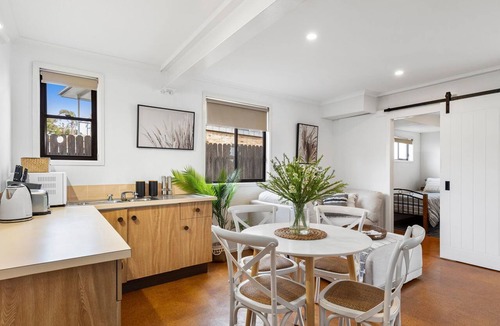 Currarong House | Watersedge – absolute waterfront