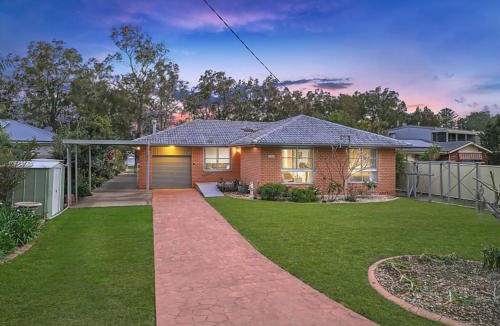 Dora Creek House | Waterside Escape