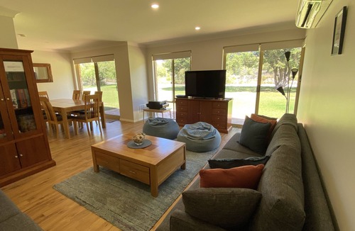 West Busselton Villa | Waterways Beachside Villa