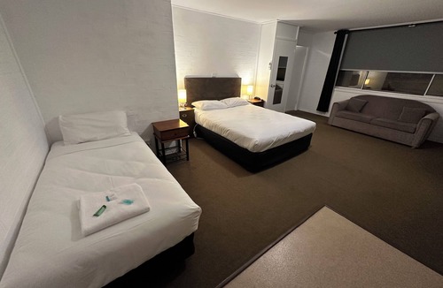 Wedderburn Hotel | Wedderburn Goldseeker Motel