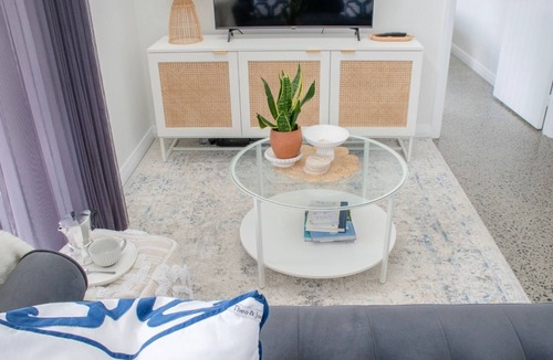 Middleton Beach House | Welcome to Bay Belle - Binalup