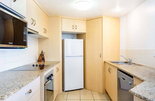 Yeppoon Apartment | Welcome to Ocean View Villa, where paradise awaits you!